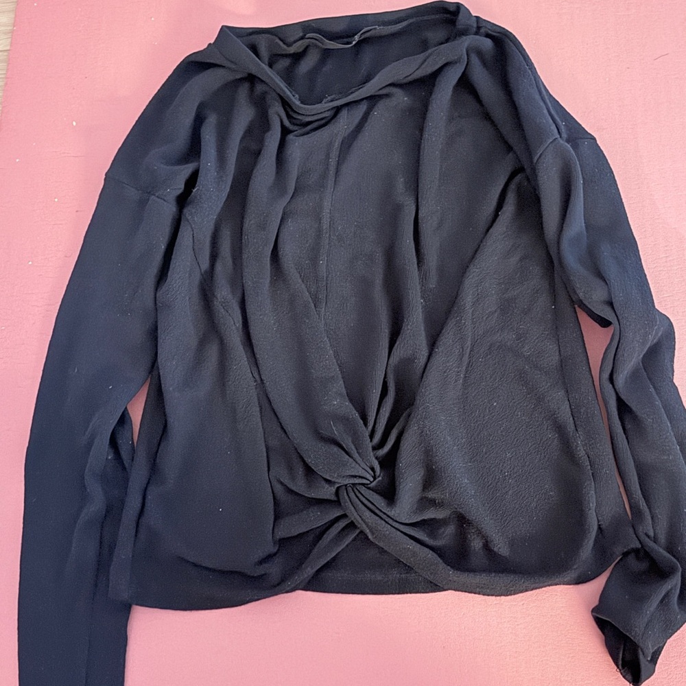 Ollie & Chloe by Jolie black shirt- loose fitting size xxs